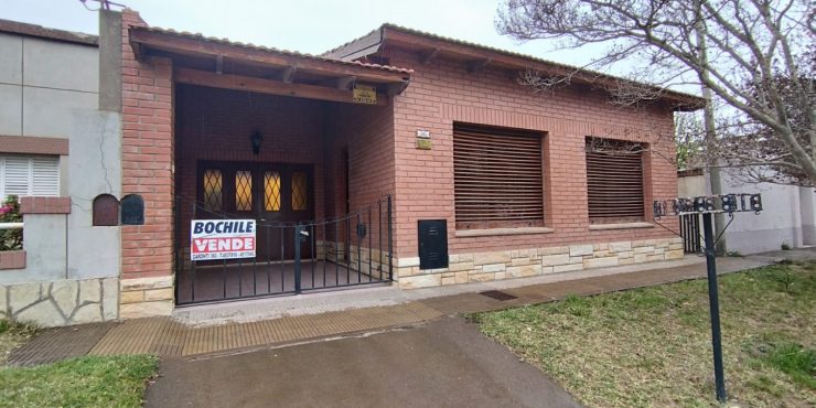 Casa de 3 dormitorios en Venta CUYO 1265