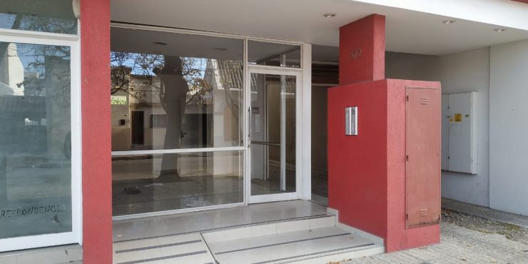 Caronti 572-Moderno funcional en VENTA