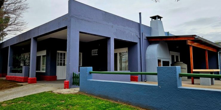 🏖️ Monte Hermoso – Propiedad en esquina con jardín amplio