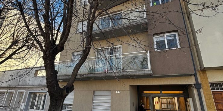 🏢 Departamento en venta – Holdich 447