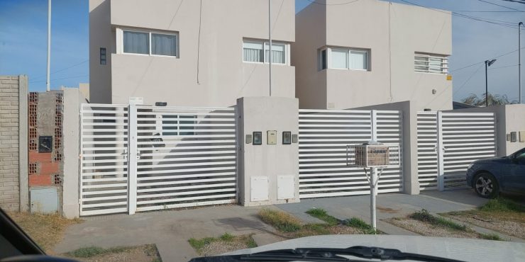 🏡 Dúplex en venta – Panamá 2620
