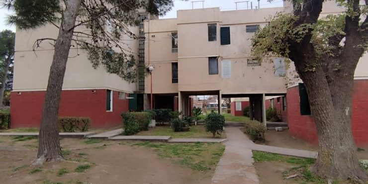 🏢 Departamento reciclado en venta – Rosendo López
