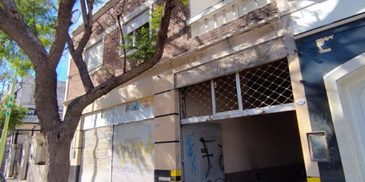 🏭 Depósito en venta – Zona Céntrica (Brandsen 600)