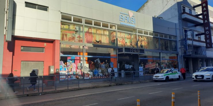 Local comercial en Venta CHICLANA 263