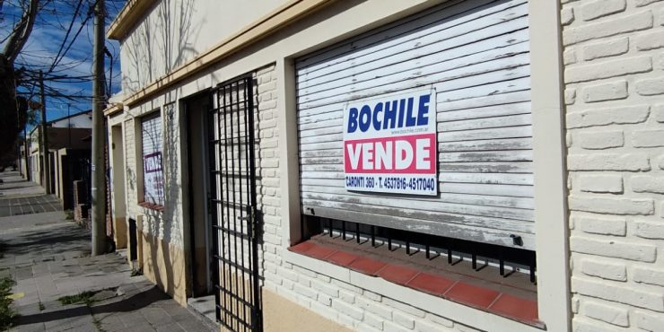 🏡 Casa en venta – Charlone 1200