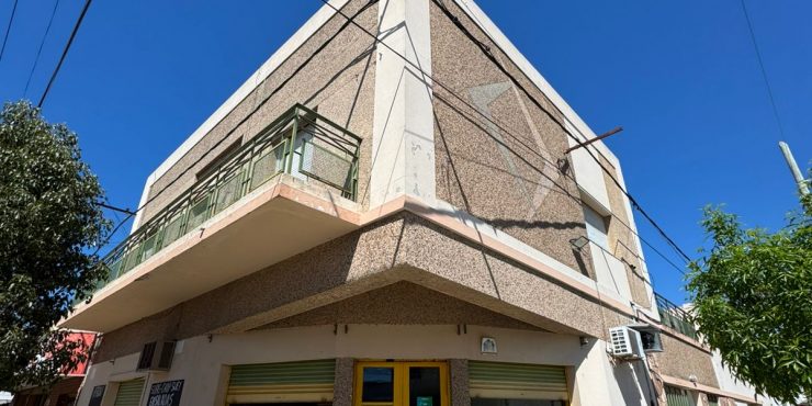 🏡 Casa en venta con local – Maldonado 902 esquina Sixto Laspiur