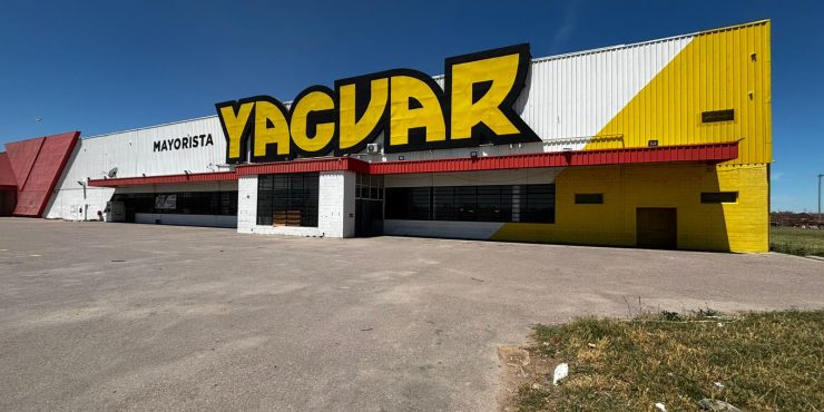 🏭 Gran depósito comercial en ALQUILER – Ex mayorista Yaguar