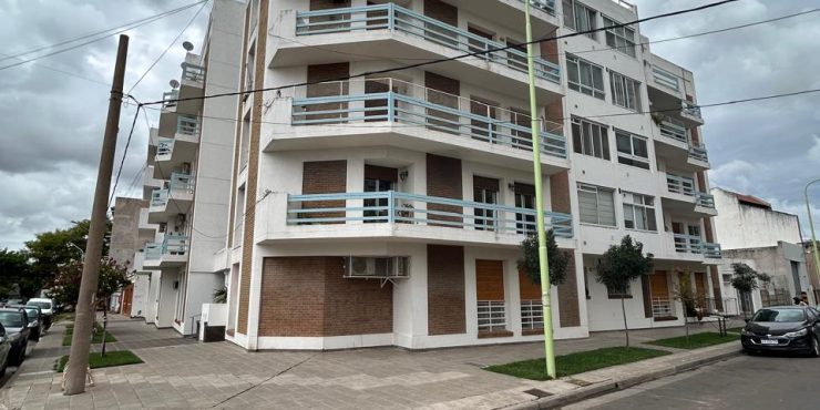 🏢 Panamá 800 esquina Salta – Departamento en VENTA