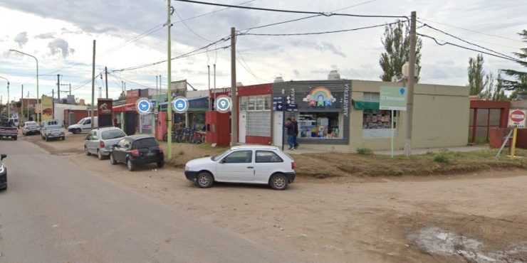 🏢 Locales comerciales en venta 📍 14 de Julio 3300 – Zona comercial